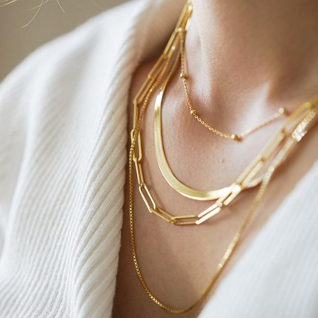 Evia Necklace