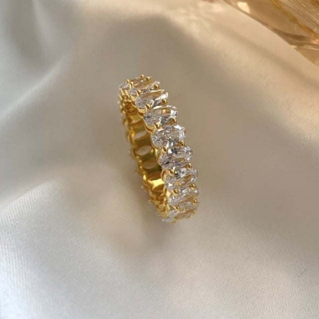 Anne Ring