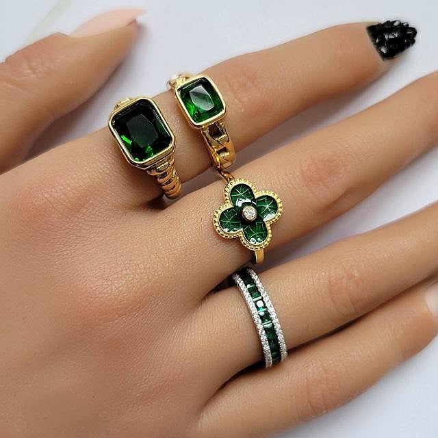 Emera Ring